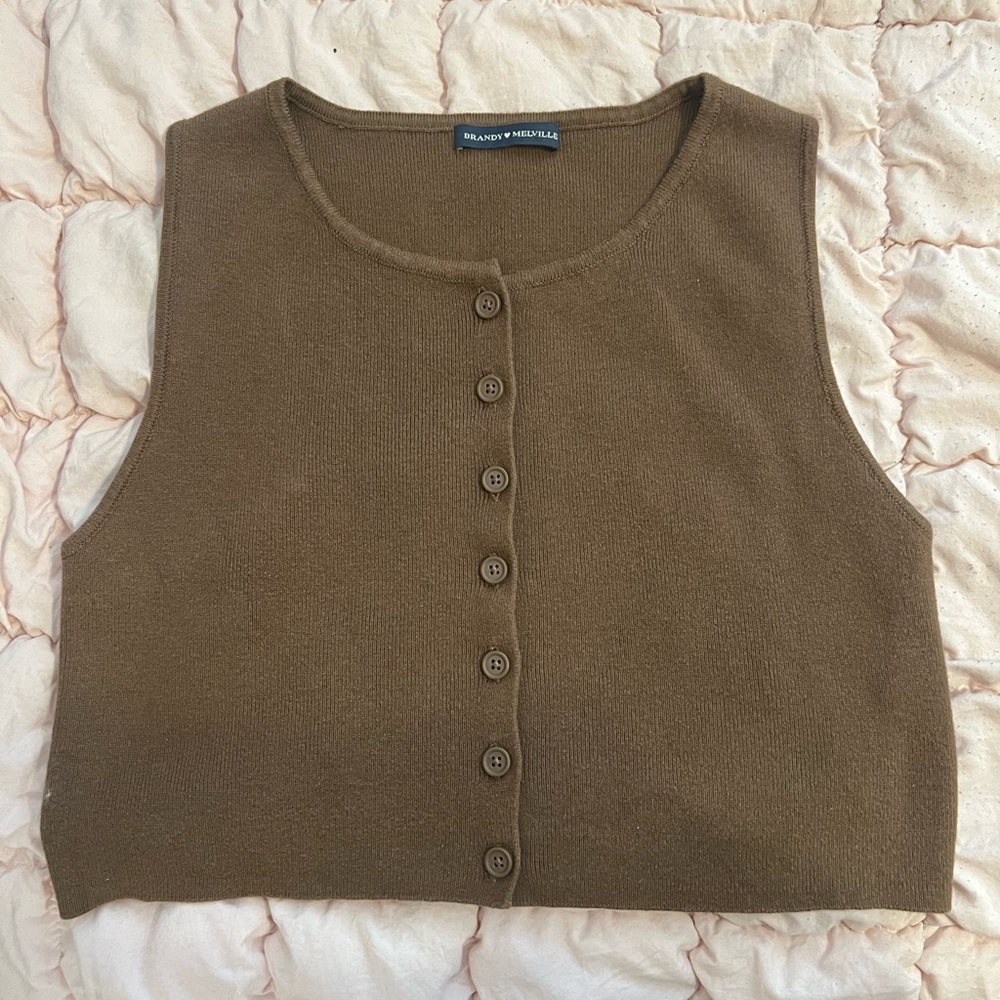 Brown Sleeveless Button-Up Top